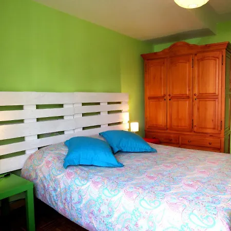 Www Parques De La Catedral Travel Com Parking Privado Gratis Lejlighed