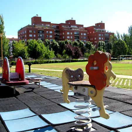 Www Parques De La Catedral Travel Com Parking Privado Gratis * Leão