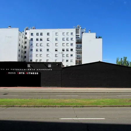 Www Parques De La Catedral Travel Com Parking Privado Gratis * León