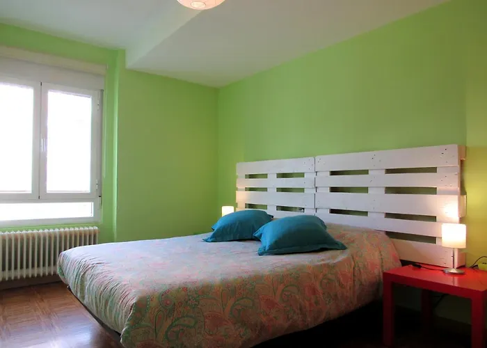 Www Parques De La Catedral Travel Com Parking Privado Gratis 아파트 *